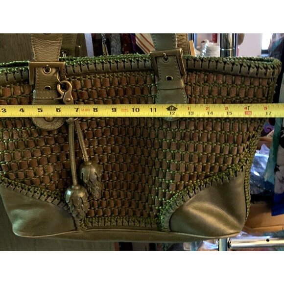 ISABELLA FIORE TUCK DELUX WEAVED PINECONE TASSELED TOTE HANDBAG PURSE GREEN - Picture 9 of 13